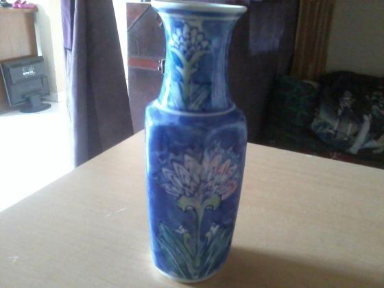 Vase 14 cm  peinture bleu motif fleur