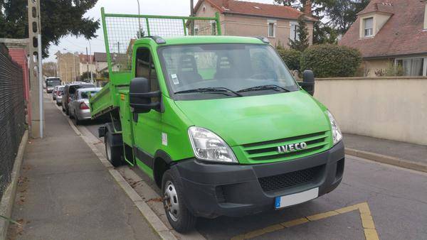 Camion Benne Iveco Daily 35C12 2.3l
