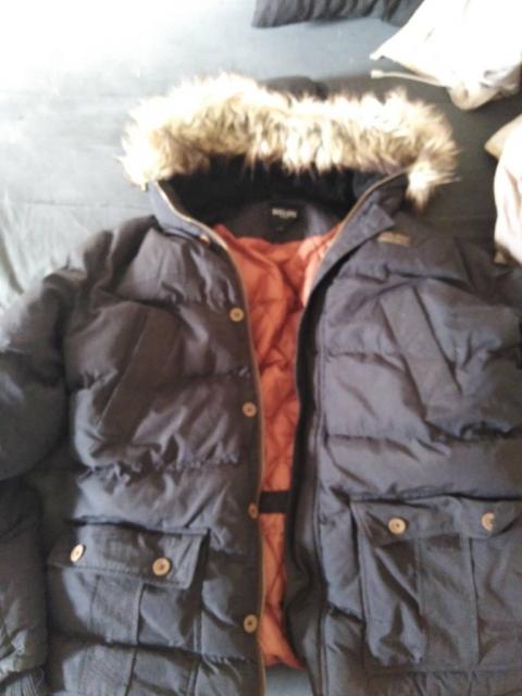 Parka à capuche à poils deeluxe